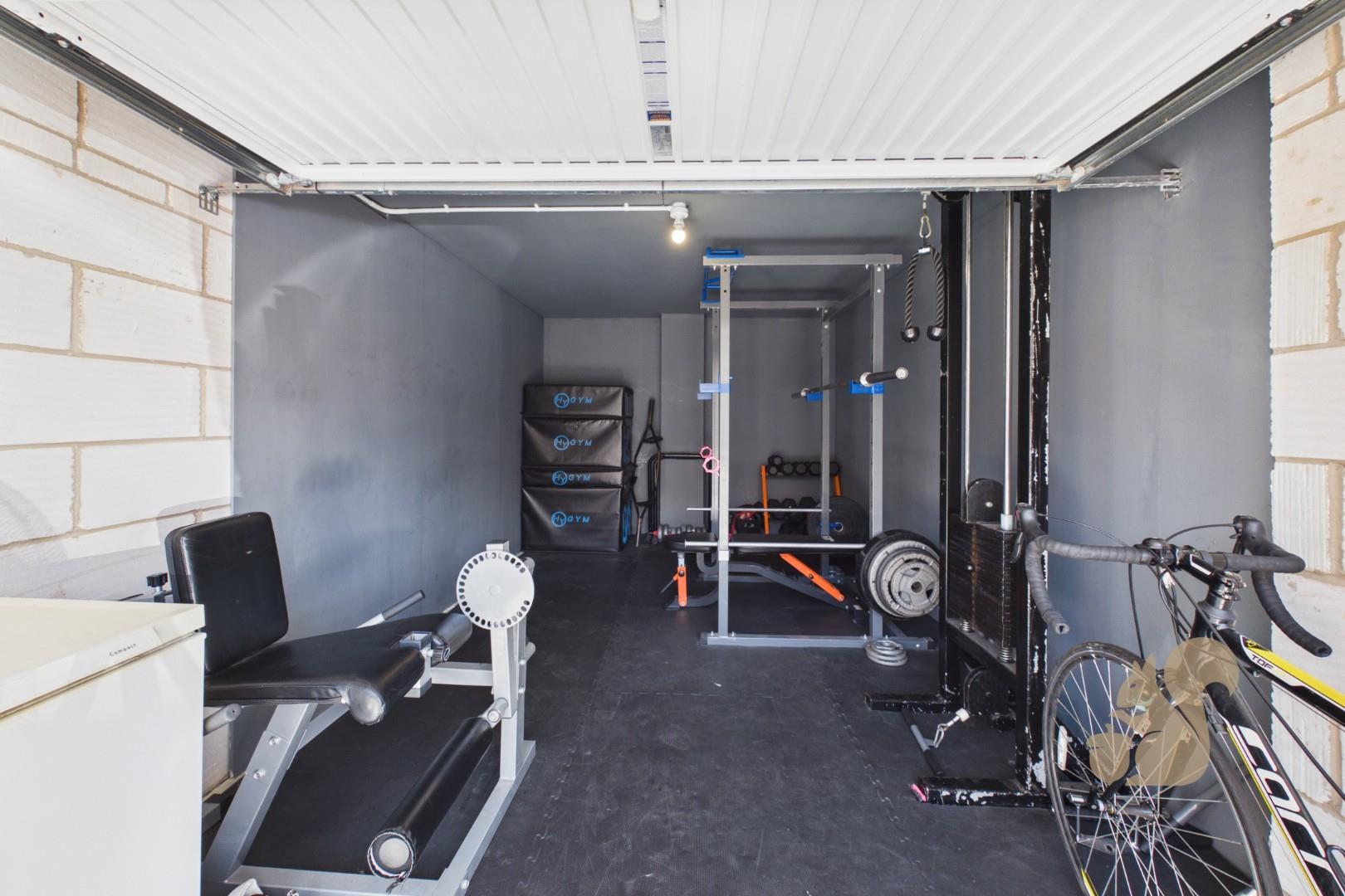 Garage/Gym